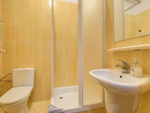 Apartamenty i Pokoje Gościnne Centrum