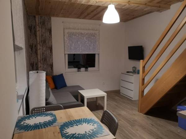 Apartament 4-7 os
