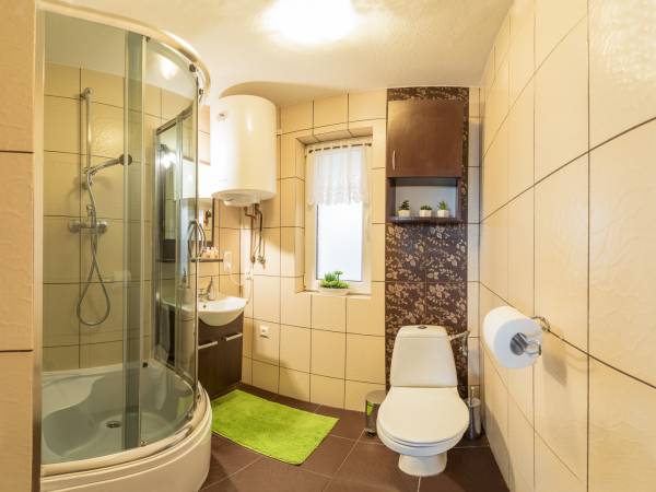 ŁAZIENKI W DOMKACH STANDARD