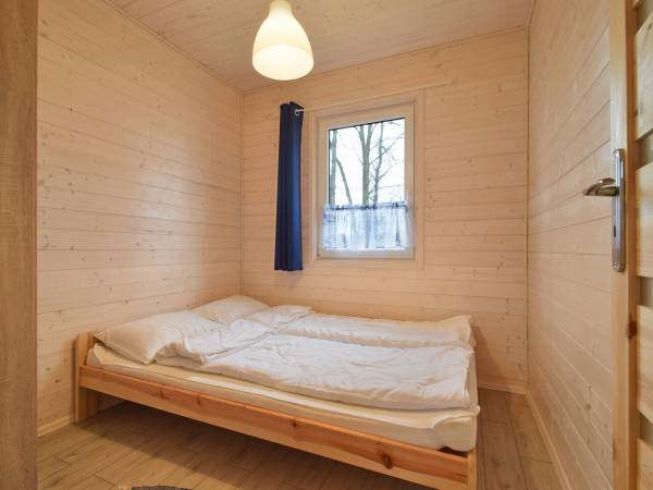 Sypialnie z łóżkiem małżeńskim