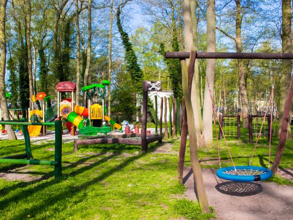 Plac zabaw i park ul. Bałtycka