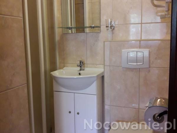 Pokój nr 6 ( Łazienka )