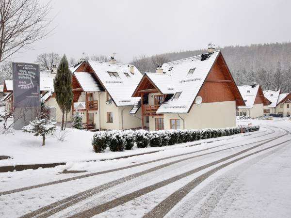 wjazd do apartamentów 1 i 2