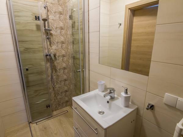 Łazienka w pokoju nr 1