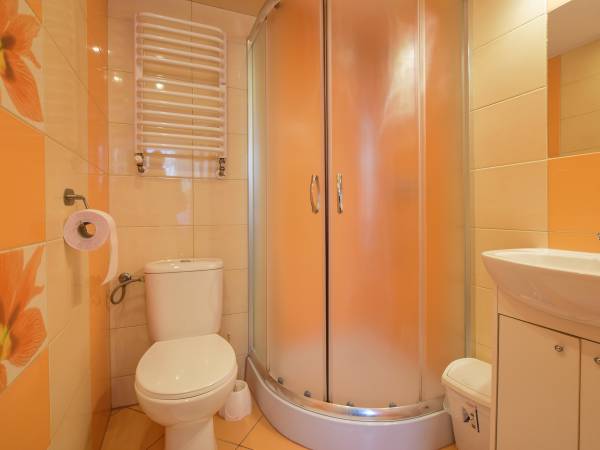 Łazienką pokój nr 5