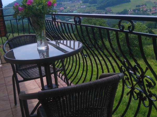 pokój z balkonem - balkon