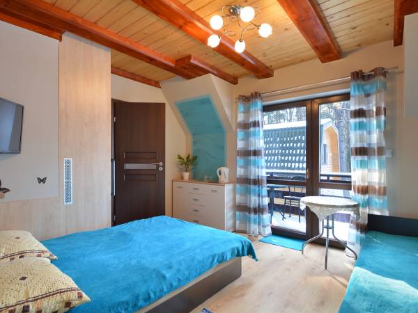 POKÓJ 3-osobowy z balkonem