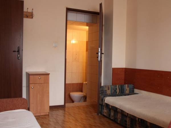 pokoje goscinne również jako kwatery pracownicze