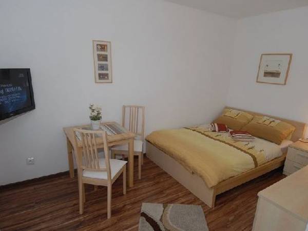 Pokoje Gościnne Lewandowski Wacław Morena