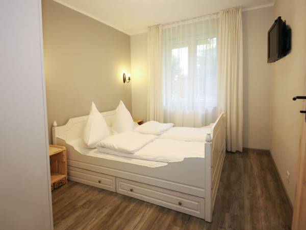 Dom Zachodni, apartament, sypialnia