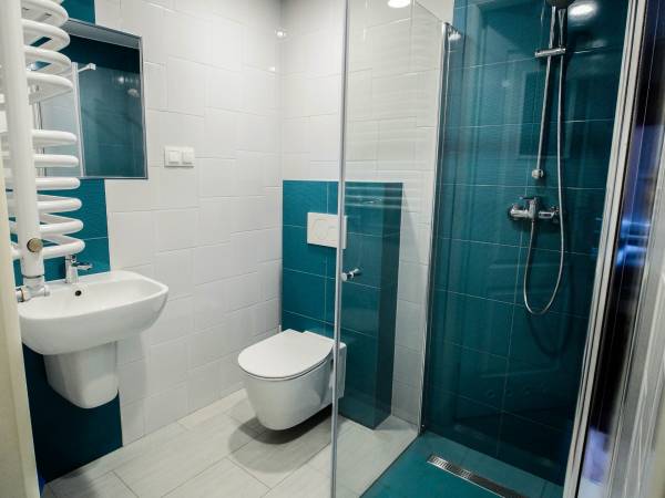 Łazienka w pokoju 2 osobowym