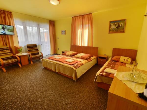 Pokój 4-os z balkonem