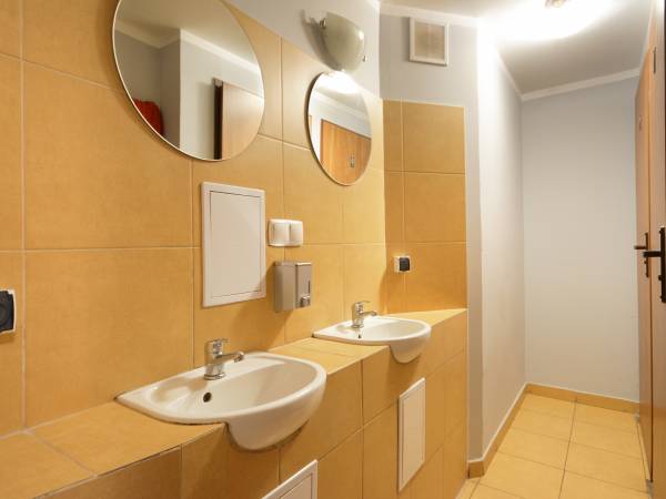 Najtańsze Noclegi Rybna 9