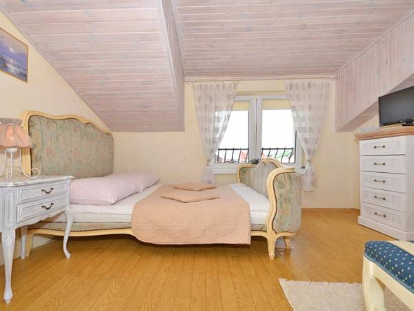 pok.2 osob. nr.12 z Aneksem Kuch. oraz dostępem do kompletnie wyposażonej Kuchni