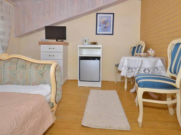 POKÓJ .2 OSOB.. NR.12 z Aneksem Kuch. oraz dostępem do kompletnie wyposażonej Kuchni.