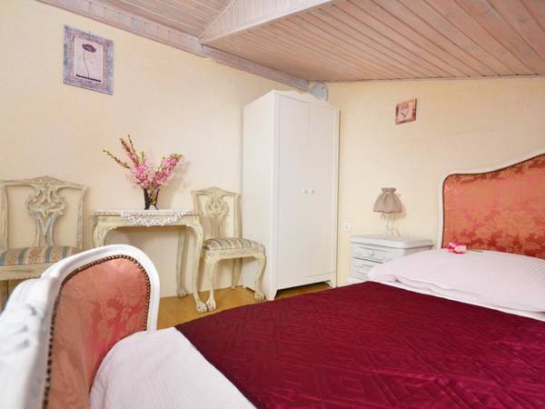 POKÓJ 2 OSOB.. NR.13 z Aneksem Kuch. oraz dostępem do kompletnie wyposażonej Kuchni.