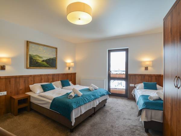 Pokój 3-osobowy z balkonem