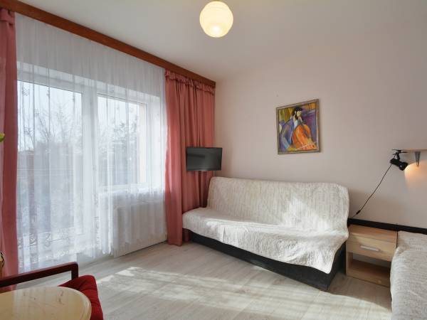 Pok. z balkonem 2-os. 