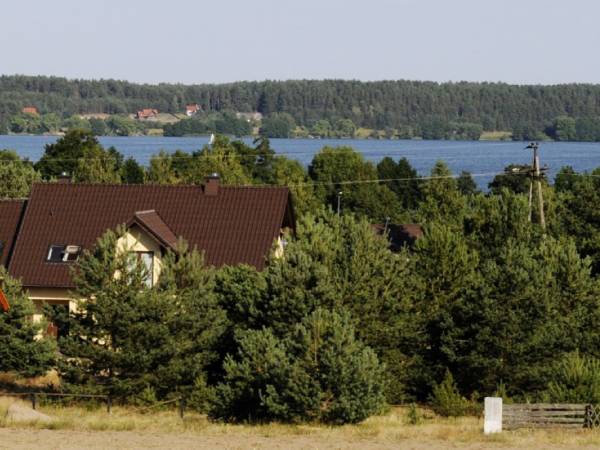 SWORNEGACIE FLISACKA 1 - W TLE JEZIORO KARSIŃSKIE