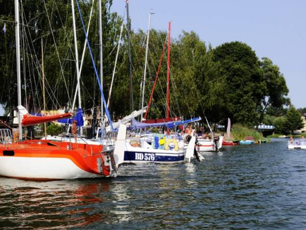 SWORNEGACIE JACHTY NA ZATOCE TOBOŁKA