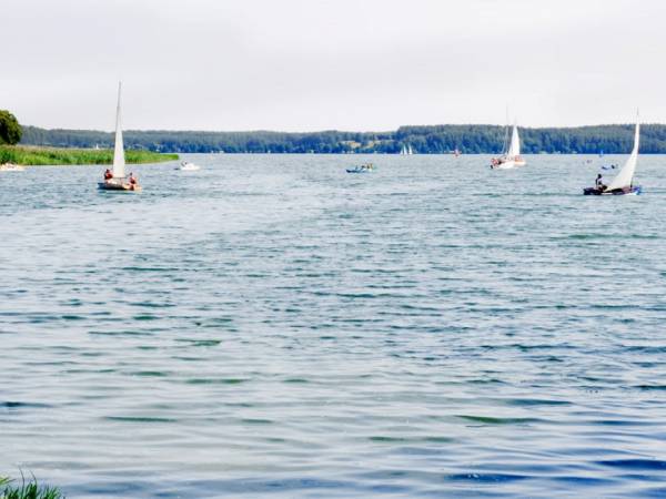 SWORNEGACIE WIDOK NA ZATOKĘ TOBOŁKA I JEZIORO KARSIŃSKIE