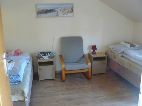 Pokój 4 osobowy typu studio/ dwupokojowy/