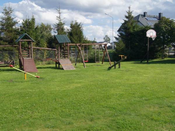 Domki i pokoje u Izy