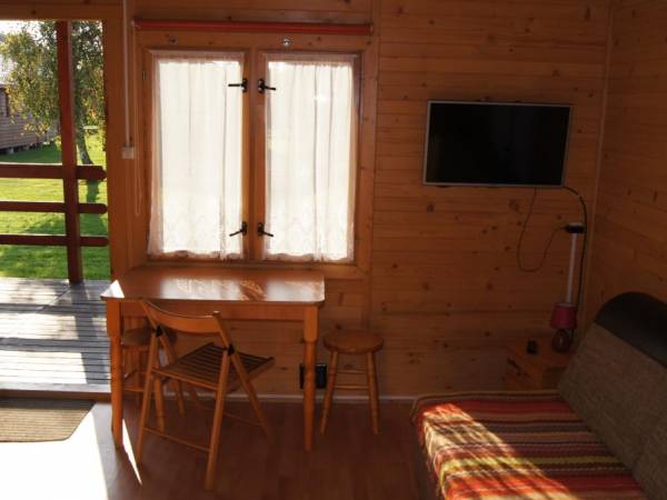 Domki i pokoje u Izy