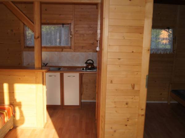 Domki i pokoje u Izy