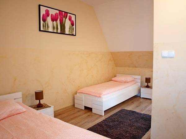 Pokój 3-osob z łazienką i aneksem