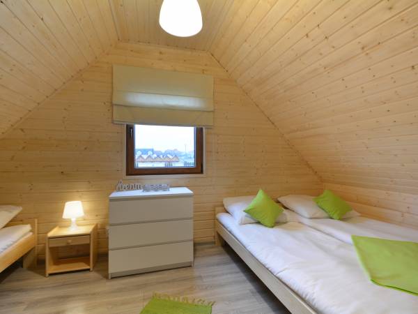 sypialnia 3 osobowa piętro