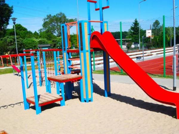 plac zabaw w Mielenku