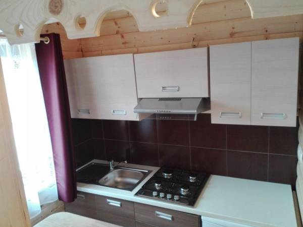 kuchenka 4-palnik. w aneksie