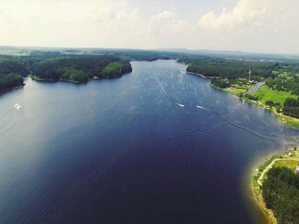 zalew Chańcza w pobliżu