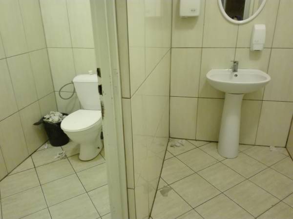 Ośrodek Rehabilitacyjno-Wypoczynkowy Jantar  - łazienki