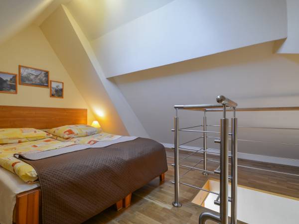 pokój nr 5 - górny poziom