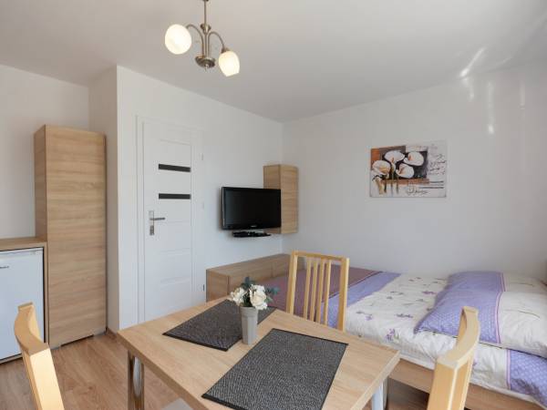 Pokoje Gościnne Lewandowski Wacław Morena