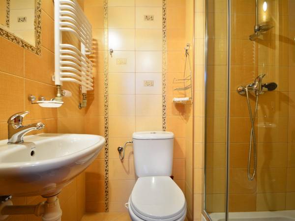 Łazienka do pokoju.2os.