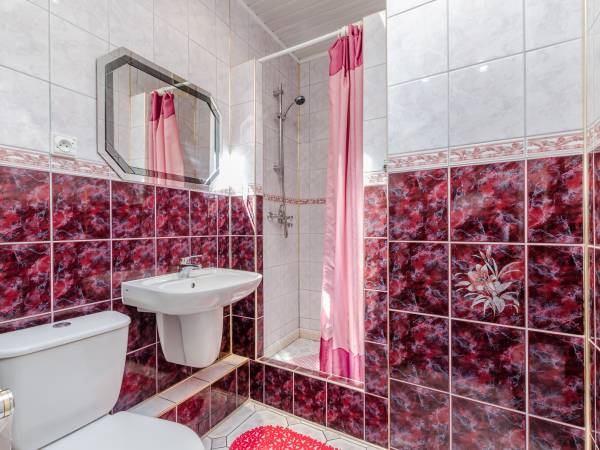 łazienka do pokoju niebieskiego