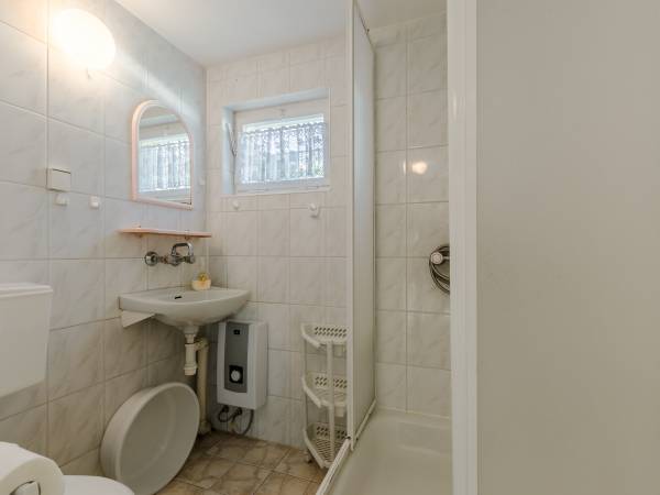 Łazienka w domku letniskowym