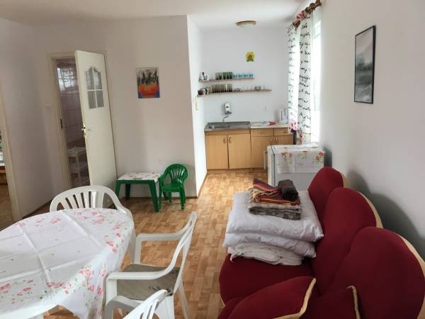 Domek - widok na aneks kuchenny