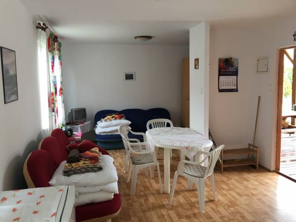 Domek - widok na duży pokój