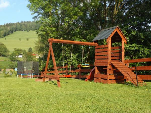 ogród dla gości z domku 8 osobowego