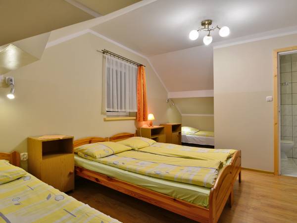 Pokoj nr 6 (4 osobowy)