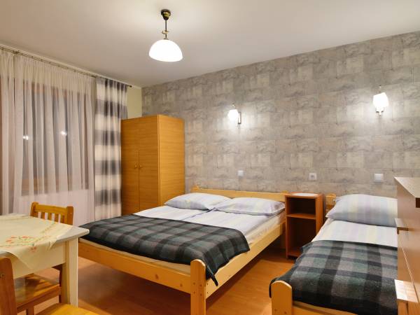 Pokoj nr 3 (3 osobowy)