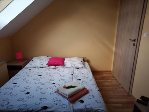 Pokój dwuosobowy z łazienką