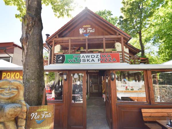 Siedlisko i Domek Na Fali