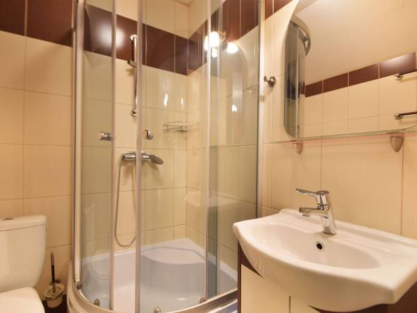 Siedlisko i Domek Na Fali