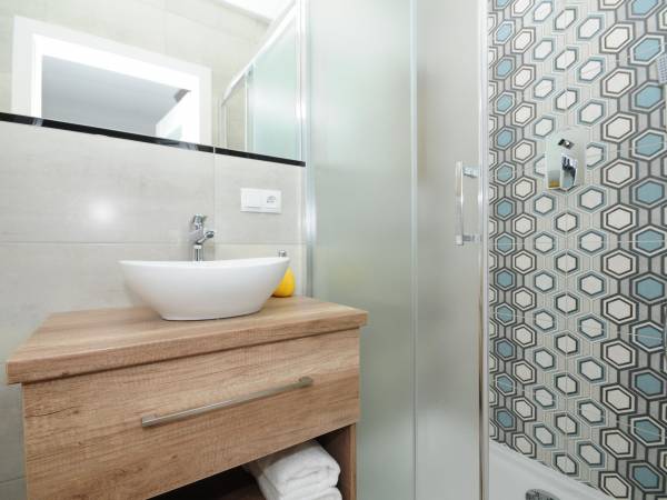 APARTAMENT 40 m2 i 50 m2