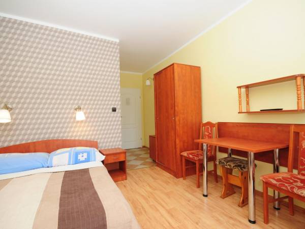 POKÓJ CZTEROOSOBOWY